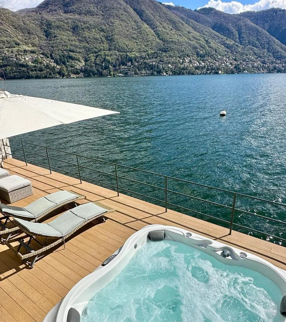 Villa Noseda モルトラージオ ゲストハウス